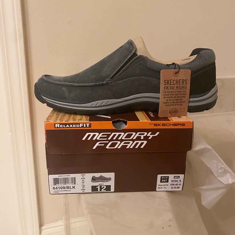COPY - Mens Skechers slip on shoes